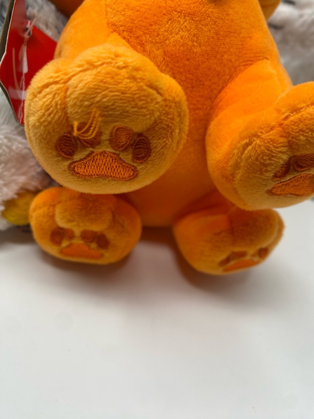 Bundle of Children’s Stuffed Animals/ Plush Toys - Picture 5 of 8